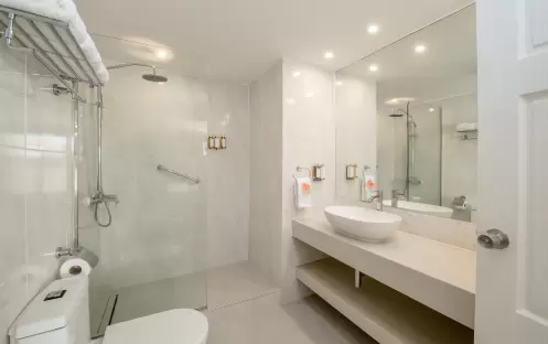 Signature Room, Bathroom Signature Room, Bathroom