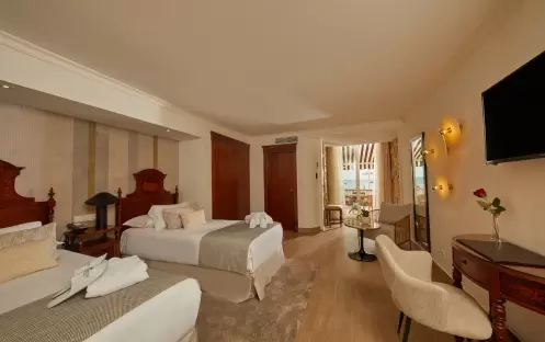 Preferred Club Junior Suite Frontal Sea View, Twin Beds Preferred Club Junior Suite Frontal Sea View, Twin Beds