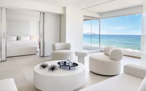 One Bedroom Grand Suite Frontal Sea View One Bedroom Grand Suite Frontal Sea View