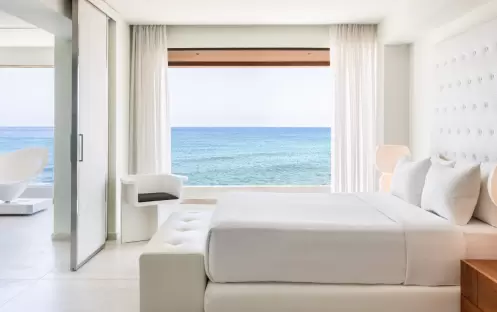 Luxury One Bedroom Suite Frontal Sea View Bedroom Luxury One Bedroom Suite Frontal Sea View Bedroom