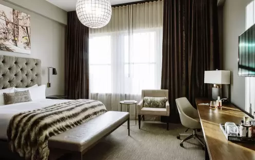 Madison King Deluxe Madison King Deluxe