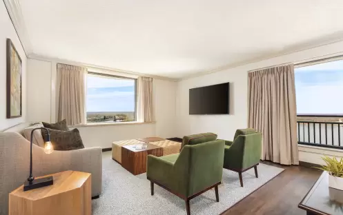 Deluxe Waterfront 1 Bedroom Suite Deluxe Waterfront 1 Bedroom Suite