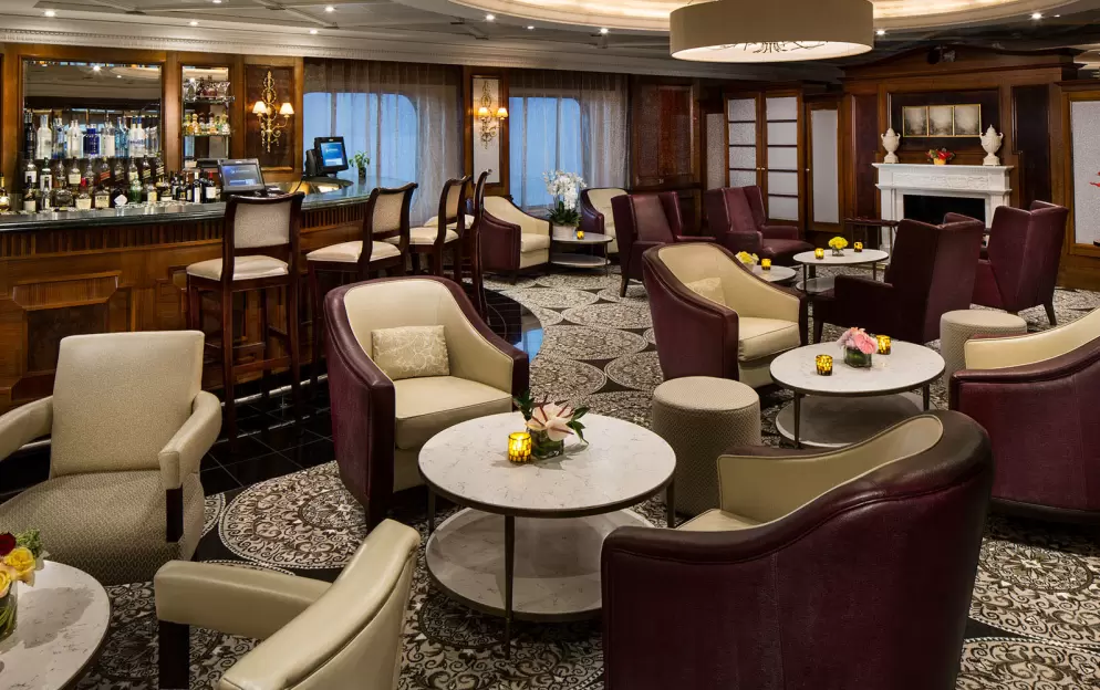 Azamara Cruises Discoveries Lounge.jpeg