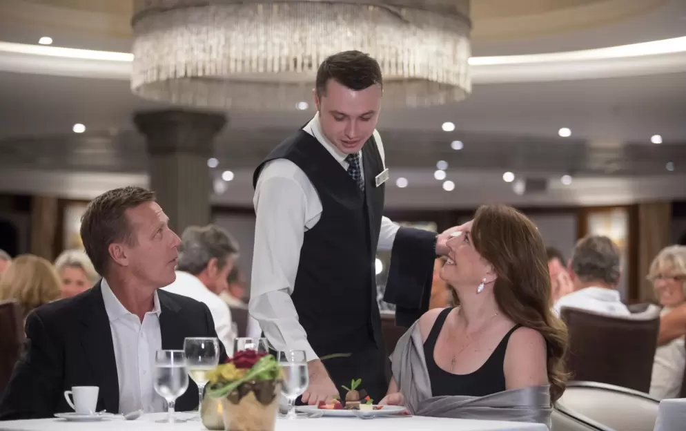 Azamara Onward - Discoveries Restaurant.jpg