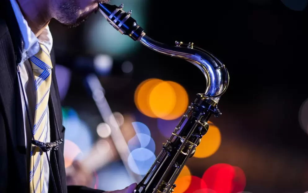 Azamara Onward - Groove Tonight.jpg