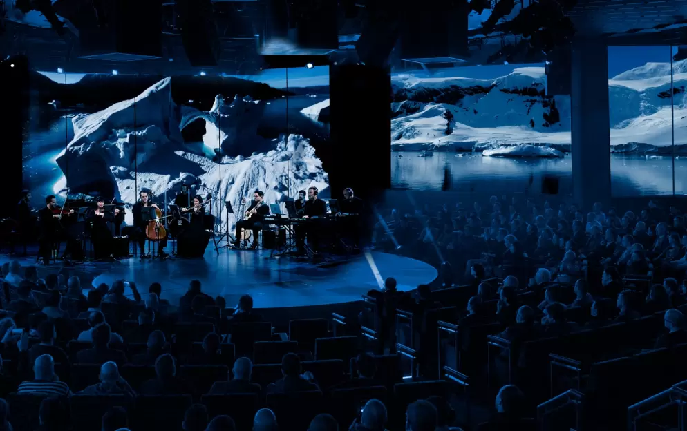 Holland America Line Entertainment World Stage.jpg