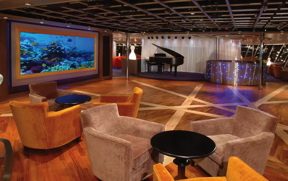 Holland America Line R-Class Interior Crow's Nest 1.jpg