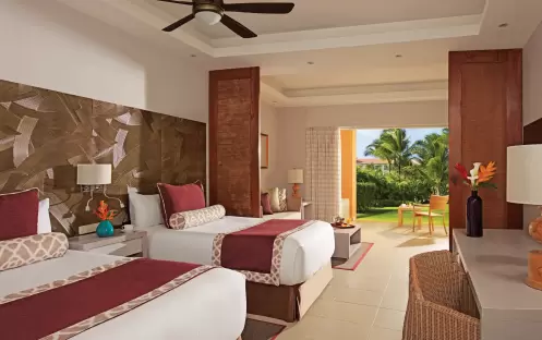 Deluxe Family Room, Twin Beds Deluxe Family Room, Twin Beds