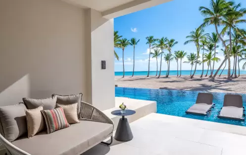 Ocean Front Junior Suite Swim Up King, Balcony Ocean Front Junior Suite Swim Up King, Balcony