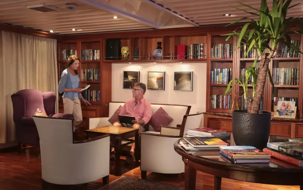 Seadream I & II - LIbrary.jpg