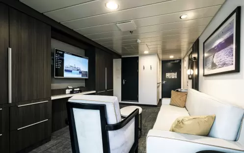 AE Expeditions, SYLVIA EARLE, Captains Suite 420, Richard IAnson