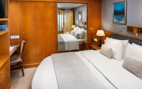 SeaDream I - Owners Suite 4 SeaDream I - Owners Suite 4