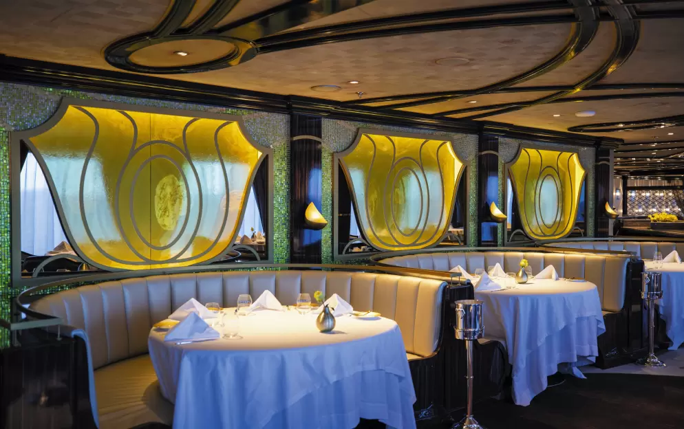 RSSC, Seven Seas Splendor, Chartreuse 5.jpg