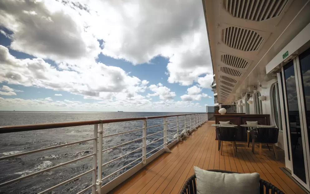 RSSC, Seven Seas Splendor, Coffee Connection 3.jpg
