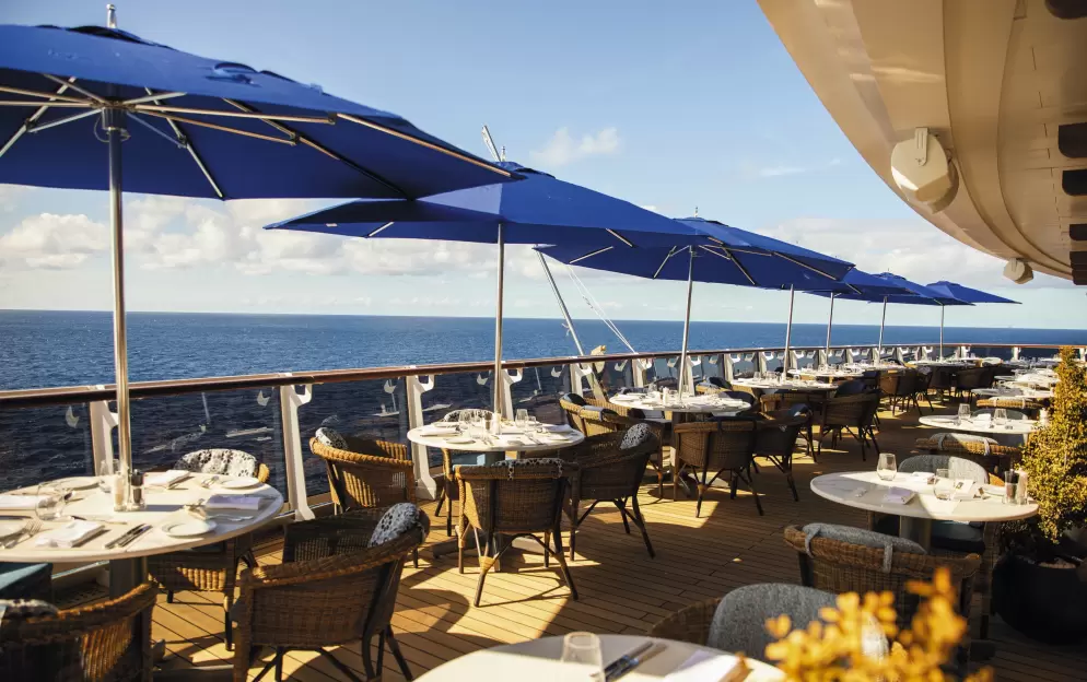 RSSC, Seven Seas Splendor, La Veranda 2.jpg