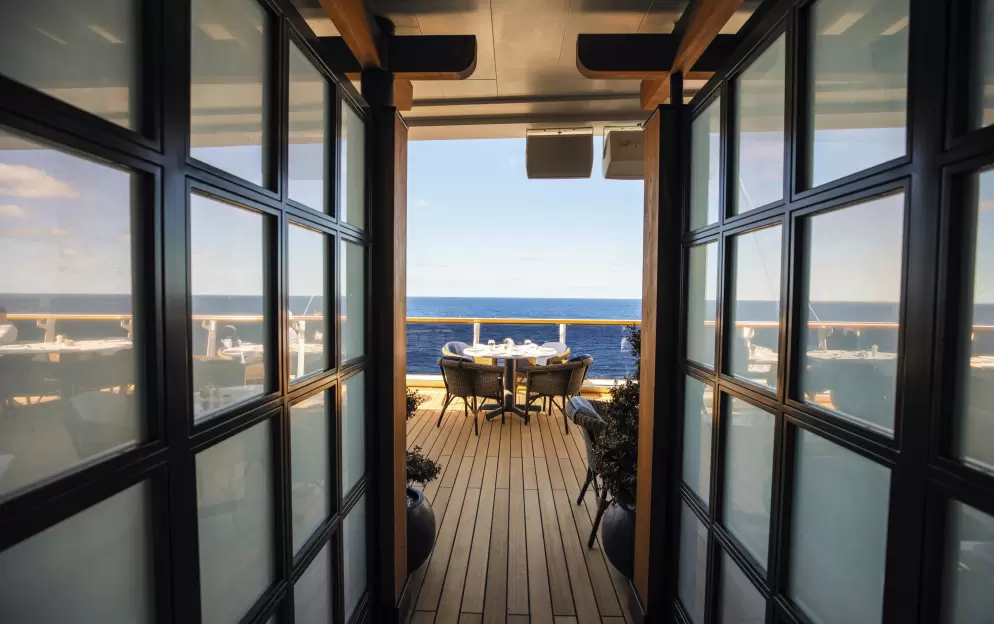 RSSC, Seven Seas Splendor, La Veranda 8.jpg