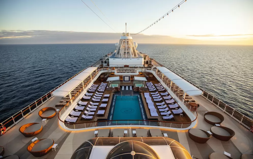 RSSC, Seven Seas Splendor, Pool Deck 4.jpg