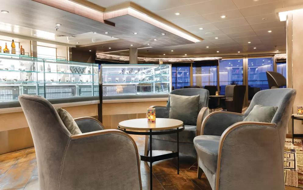 Silversea - Silver Spirit - Arts Cafe 3.jpg