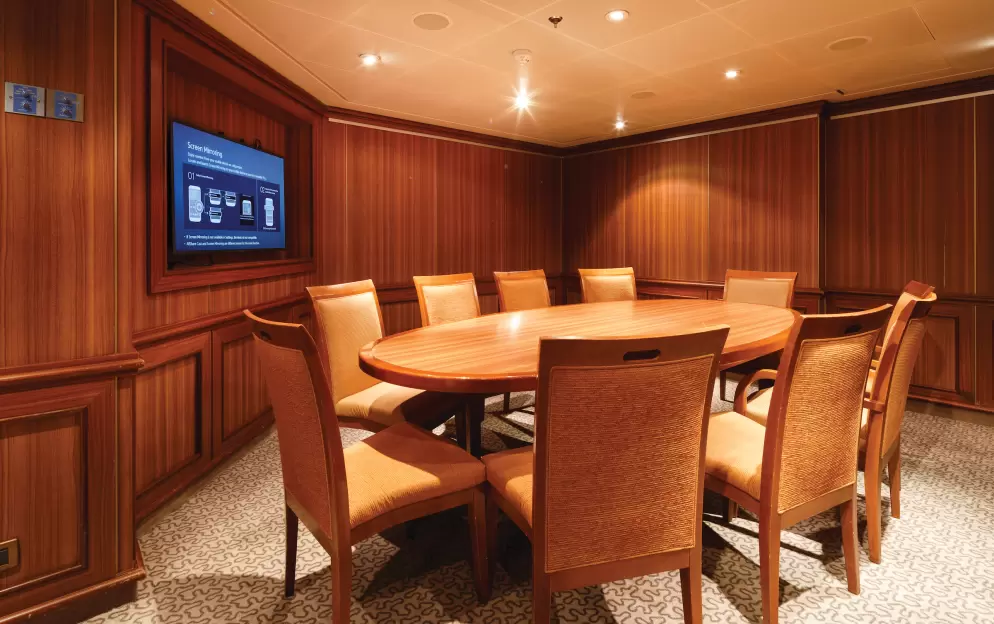 Silversea - Silver Spirit - Card and conference room.jpg