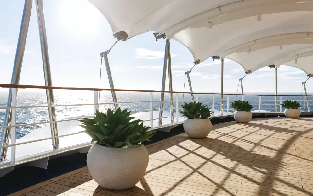 Silversea - Silver Spirit - Panorama Lounge 2.jpg