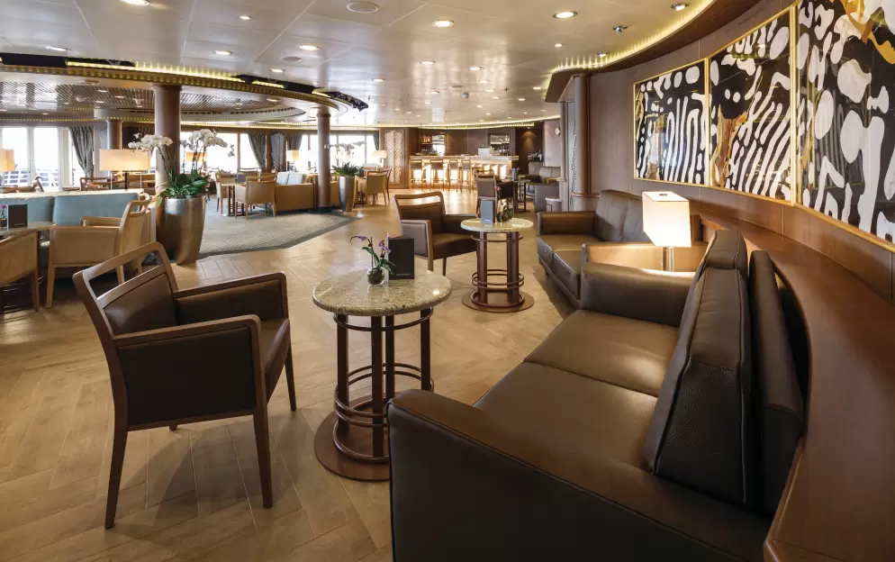 Silversea - Silver Spirit - Panorama Lounge 3.jpg