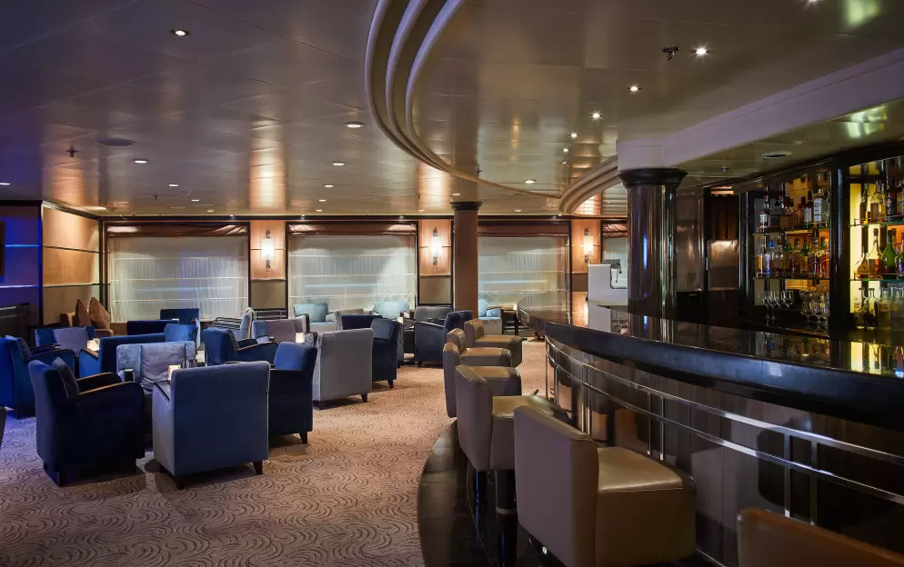 Silversea Cruises - Silver Whisper - The Bar 1.jpg