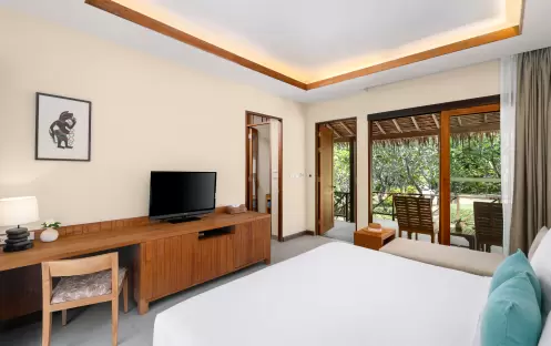 SAii PhiPhi Island Village Deluxe Garden Bungalow King Bed Garden View SAii PhiPhi Island Village Deluxe Garden Bungalow King Bed Garden View