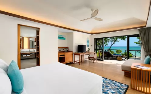 SAii PhiPhi Island Village Beachfront Junior Suite King Bed Layout SAii PhiPhi Island Village Beachfront Junior Suite King Bed Layout