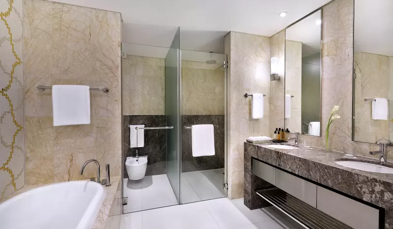 King Deluxe Room with Sea View, Bathroom King Deluxe Room with Sea View, Bathroom