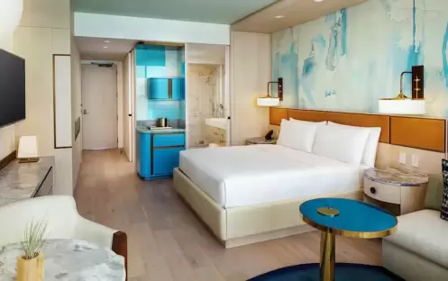 Partial Nature View King Guestroom Balcony, Interior Partial Nature View King Guestroom Balcony, Interior