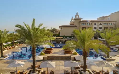 middle-east-holidays-abu-dhabi-rixos-premium-saadiyat-island-hotel-highlights-pool-bar middle-east-holidays-abu-dhabi-rixos-premium-saadiyat-island-hotel-highlights-pool-bar