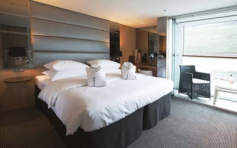 Deluxe Balcony Suite