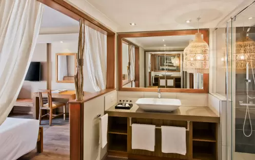 Prestige Beach Front Rooms, Bathroom Prestige Beach Front Rooms, Bathroom