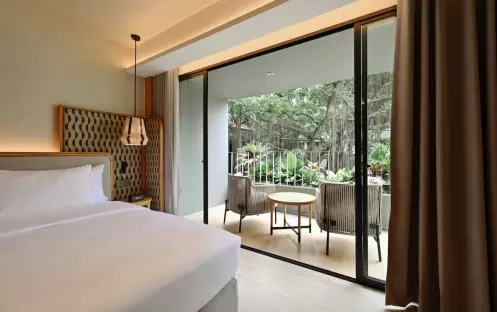 Premier-with-Terrace-King-Bed Premier-with-Terrace-King-Bed