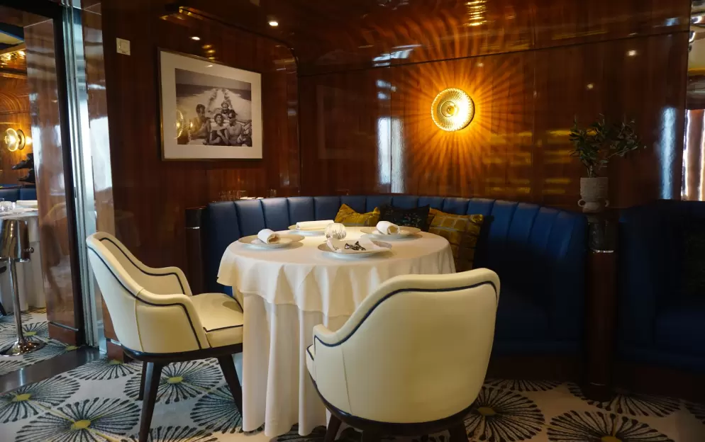 Seabourn Sojourn - Solis 1.jpg