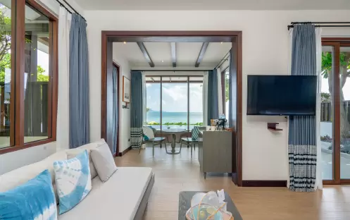 Beachfront Pool Villa 3 Beachfront Pool Villa 3