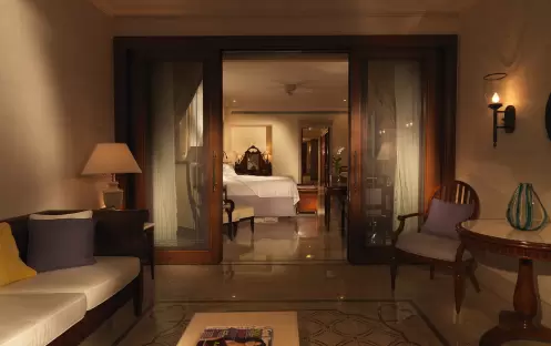 Lux Ocean Room - Dolphin Wing 2 Lux Ocean Room - Dolphin Wing 2