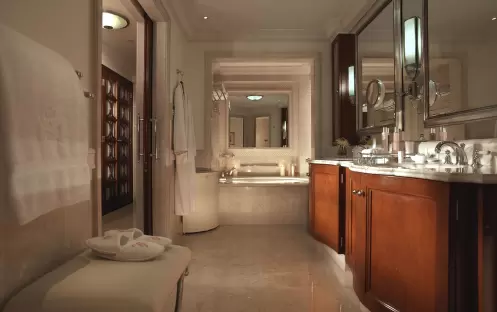 Luxury Ocean Room - Bathroom AH Luxury Ocean Room - Bathroom AH