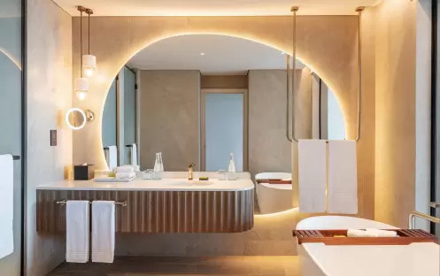 Bathroom (Full) - Le Meridien Al Aqah Bathroom (Full) - Le Meridien Al Aqah