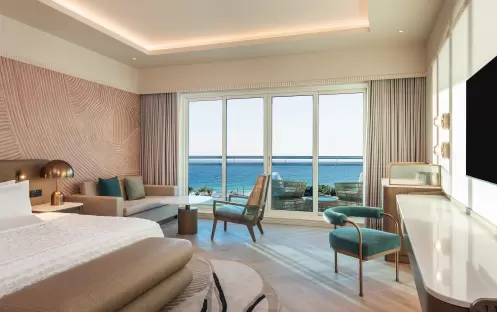 Superior King Room - Le Meridien Al Aqah Superior King Room - Le Meridien Al Aqah