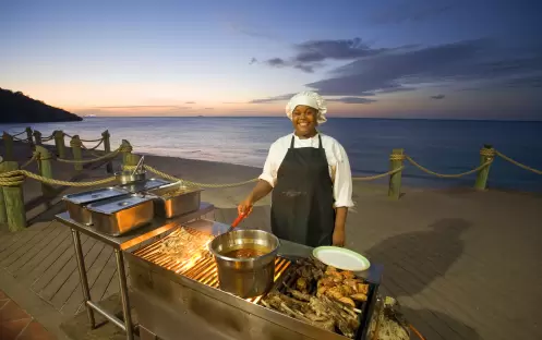 GalleyBayResortandSpa_RestaurantsBars_SeagrapeRestaurantBBQ GalleyBayResortandSpa_RestaurantsBars_SeagrapeRestaurantBBQ