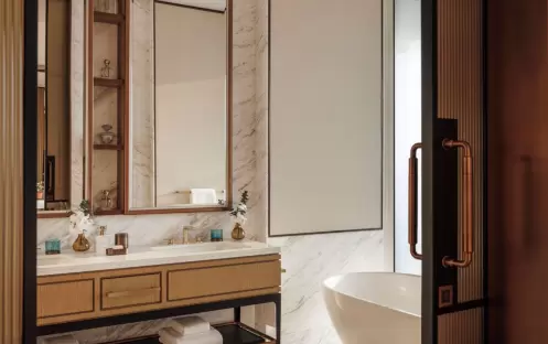 maa_two-bedroom-marina-family-room-bathroom_image-5 maa_two-bedroom-marina-family-room-bathroom_image-5