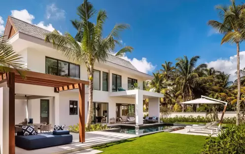 oolsg-private-homes-villa-exterior-pool-2 oolsg-private-homes-villa-exterior-pool-2