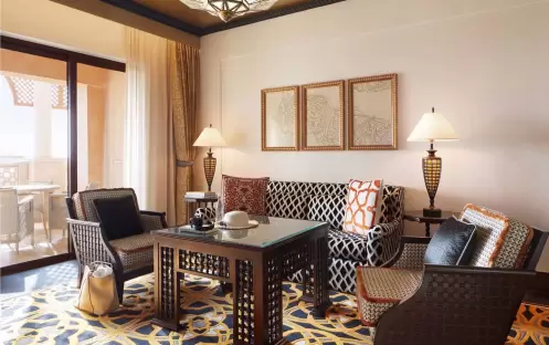 jaq-room-detail-gallery-1-one-bedroom-ocean-suite jaq-room-detail-gallery-1-one-bedroom-ocean-suite