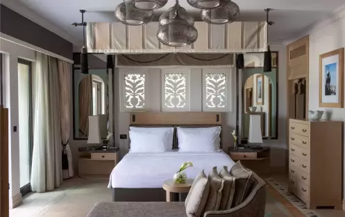 dam-room-detail-gallery-1-gulf-summerhouse-arabian-suite dam-room-detail-gallery-1-gulf-summerhouse-arabian-suite