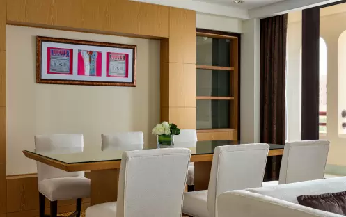 SHANGRI LA AL BANDAR - Speciality Suite Living Area SHANGRI LA AL BANDAR - Speciality Suite Living Area