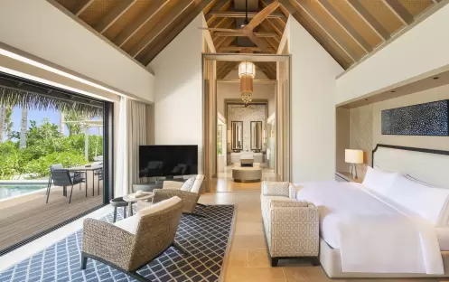 2. King Beach Villa Bedroom 2. King Beach Villa Bedroom