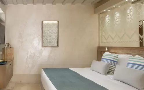 SARDH_Queen 1 SARDH_Queen 1