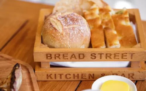 Atlantis the palm - Bread Street Kitchen & Bar_Breadbasket Atlantis the palm - Bread Street Kitchen & Bar_Breadbasket