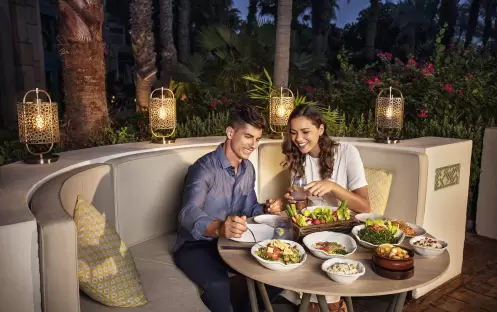 Atlantis The Palm - Ayamna_iftar-couple Atlantis The Palm - Ayamna_iftar-couple